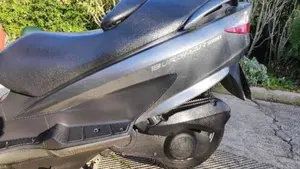 Suzuki Burgman UH 200 (2006 - 12)  (3)