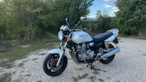 Yamaha XJR 1300 (2006 - 14) 