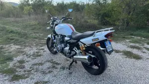 Yamaha XJR 1300 (2006 - 14)  (3)