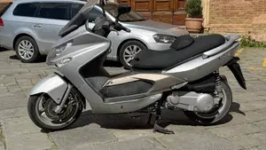 Kymco Xciting 250i (2007 - 08)  (4)