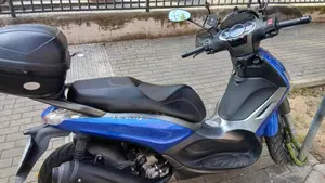 Piaggio Beverly 300 i.e. ABS-ASR (2016 - 20)  (7)