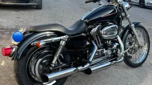 Harley-Davidson 1200 Custom (2004 - 06) - XL 1200C  (6)