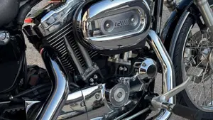 Harley-Davidson 1200 Custom (2004 - 06) - XL 1200C  (7)