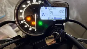 Triumph Speed 400 (2024 - 26)  (5)