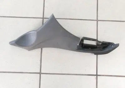 SPOILER DI COPERTURA DX PIAGGIO MP3 350 SPORT - Annuncio 9982774
