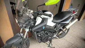 Bmw F 800 R (2009 - 11)  (5)