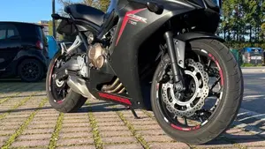 Honda CBR 650 F (2017 - 18)  (2)