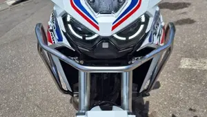 Honda Africa Twin CRF 1100L (2020 - 21)  (6)