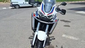 Honda Africa Twin CRF 1100L (2020 - 21)  (7)