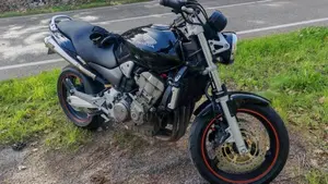 Honda Hornet 900 