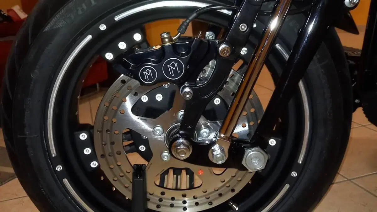 Harley-Davidson 1690 Fat Boy Special (2010 - 17) - FLSTF  (7)