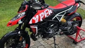 Ducati Hypermotard 950 RVE (2022 - 25)  (2)