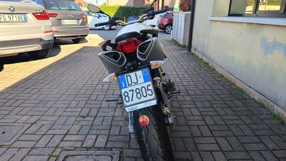 Aprilia Shiver 750 ABS (2010 - 17)  (7)