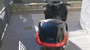 Piaggio X8 125 Street  (2)