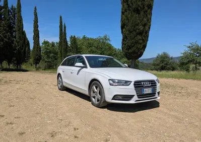 Audi A4 Avant 2.0 TDI 177 CV quattro edition (4)