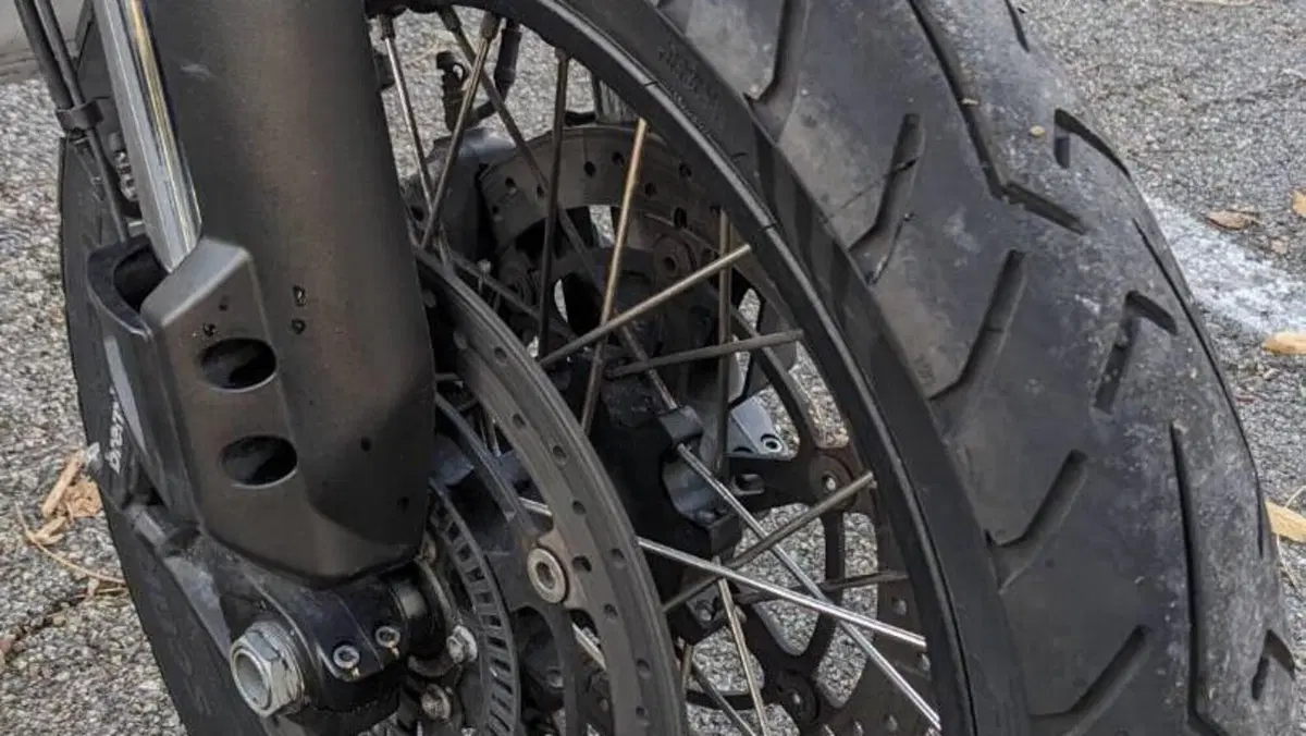 Moto Guzzi V85 TT (2019 - 20)  (2)
