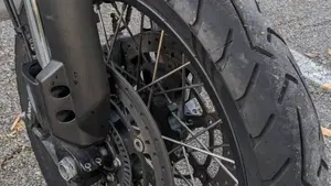 Moto Guzzi V85 TT (2019 - 20)  (2)