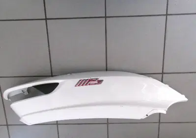 FIANCO DESTRO PIAGGIO MP3 350 SPORT - Annuncio 9983051