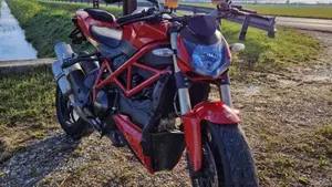 Ducati Streetfighter 848 (2011 - 15)  (3)