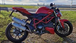 Ducati Streetfighter 848 (2011 - 15)  (4)