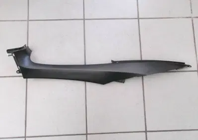 COPERCHIO CENTRALE SINISTRO PIAGGIO MP3 350 SPORT - Annuncio 9983080