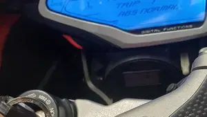 MV Agusta F4 1000 R EAS ABS (2011 - 15)  (2)