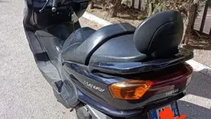 Yamaha Majesty 250 (1999 - 06)  (4)
