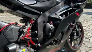 Yamaha YZF R6 (2008 - 09)  (10)