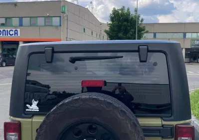 Jeep Wrangler 2.8 CRD DPF Rubicon Auto (3)