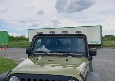Jeep Wrangler 2.8 CRD DPF Rubicon Auto (8)