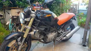 Ducati Monster 600 (1994 - 02)  (4)