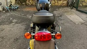 Triumph Bonneville T100 (2017 - 20)  (2)