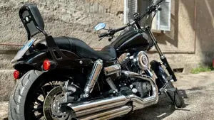 Harley-Davidson 1584 Wide Glide (2007 - 11) - FXDWG  (5)