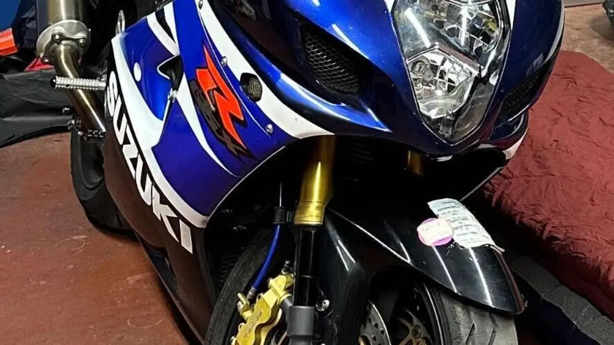 Suzuki GSX-R1000 (2003 - 04) 