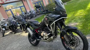 Honda Africa Twin CRF 1100L ES DCT (2024 - 26)  (2)