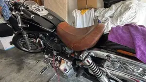 Harley-Davidson 1584 Wide Glide (2007 - 11) - FXDWG  (3)