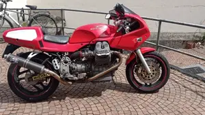 Moto Guzzi   (2)