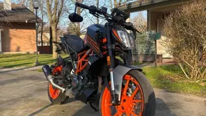 KTM 125 Duke (2021 - 23) 