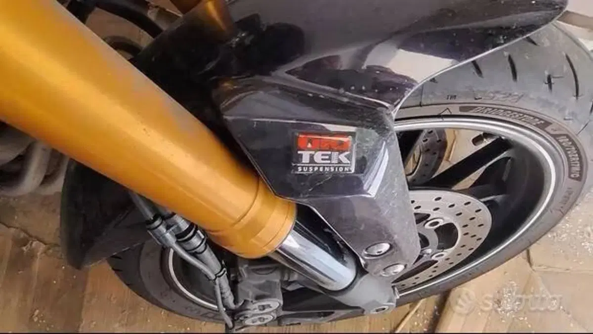 Yamaha MT-09 (2013 - 15)  (4)