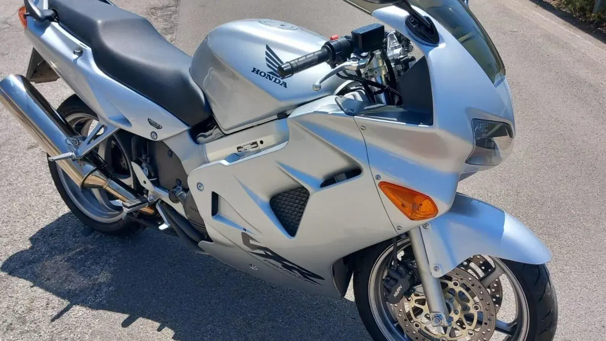 Honda   (6)