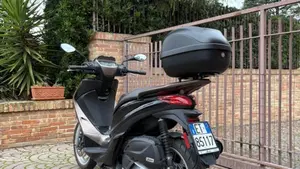 Piaggio Medley 125 (2020)  (3)