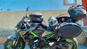 Kawasaki Z 900 Performance (2021 - 24)  (3)