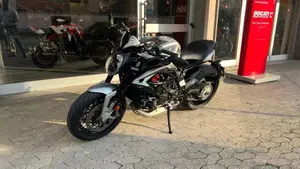 MV Agusta Dragster 800 RC SCS (2021 - 22)  (2)