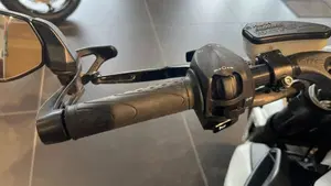 MV Agusta Dragster 800 RC SCS (2021 - 22)  (6)