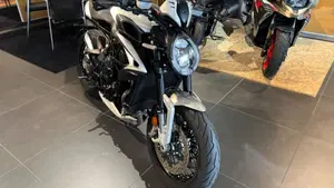 MV Agusta Dragster 800 RC SCS (2021 - 22)  (9)