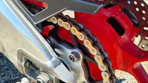 Aprilia Tuono V4 Factory (2015 - 17)  (14)