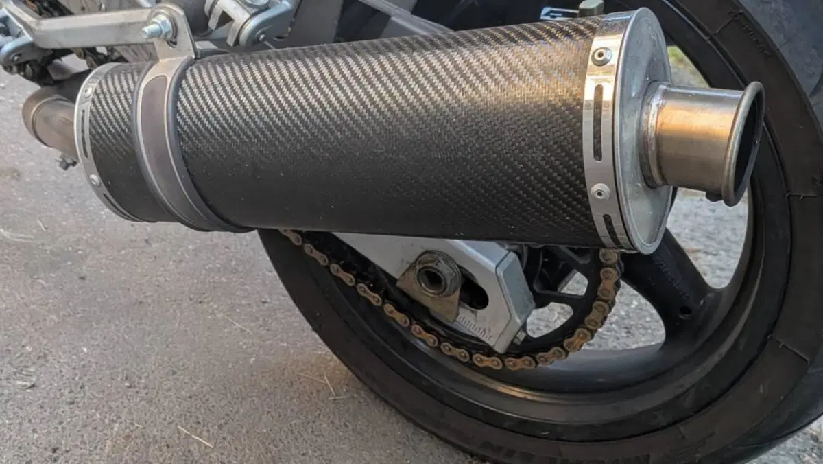 Ducati Monster 620 Dark (2003 - 06)  (7)
