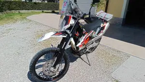 KTM 690 Enduro R (2012 - 17)  (2)