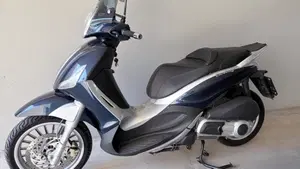 Piaggio Beverly 300 i.e. (2010 - 16)  (2)