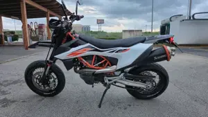 KTM 690 SMC R (2019 - 20)  (2)